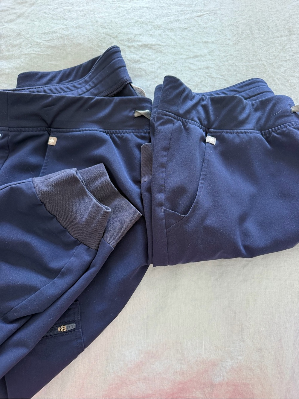 Figs Women’s Navy Jogger Pants